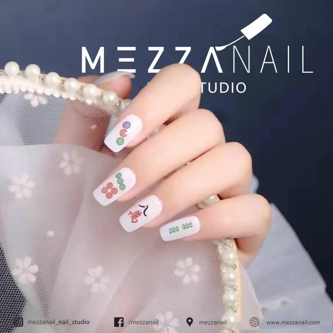 Mezzanail Nail Studio — Signature White